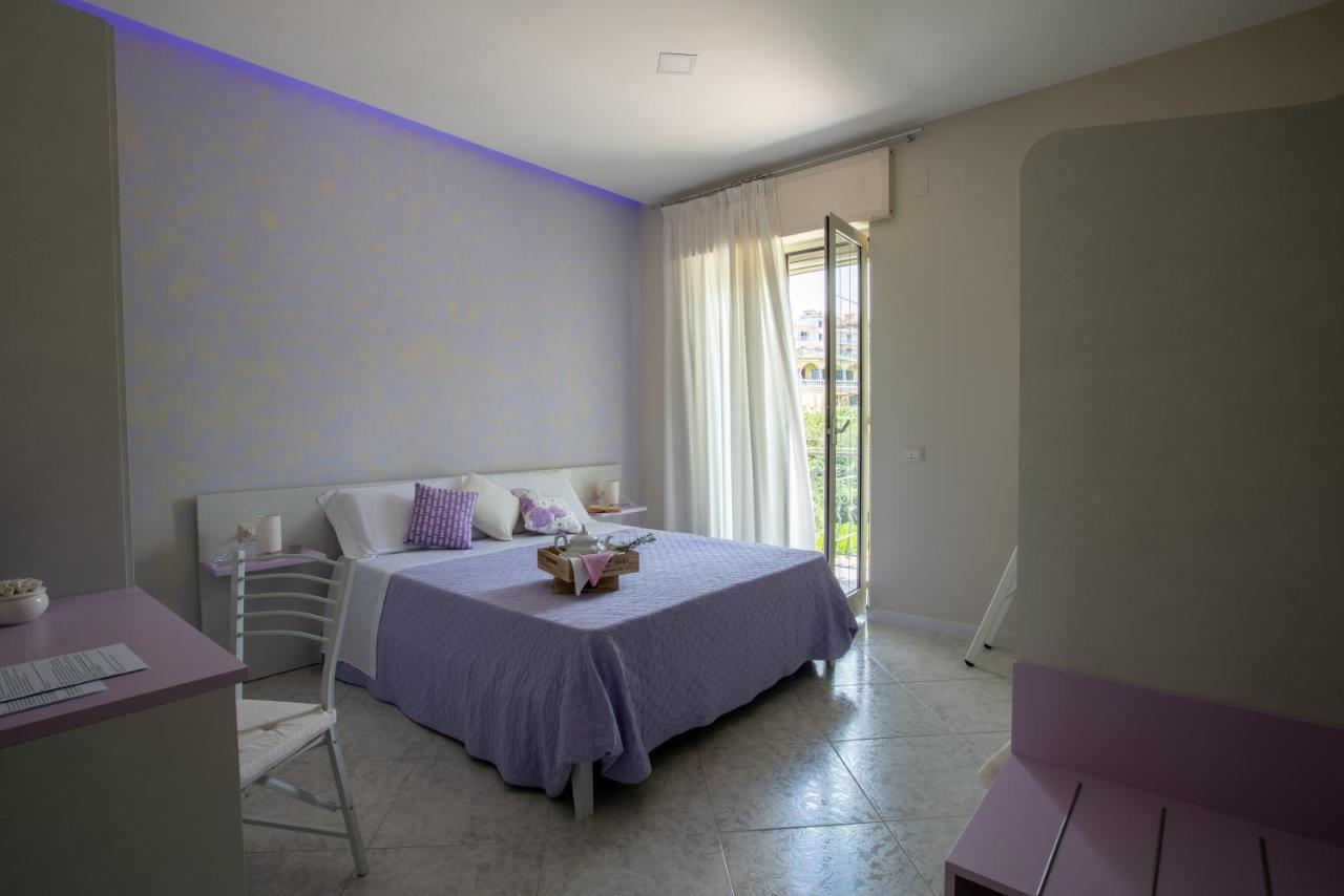 B&B L'Abbraccio Casola di Napoli Екстериор снимка